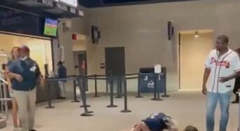 [영상] 브레이브스 야구장서 여성 2명 난투극