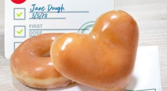 “백신카드 가져오면 도넛 2개 공짜”