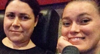 산책 여성 50차례 찌르고, 몸에 ‘FAT’ 글자까지