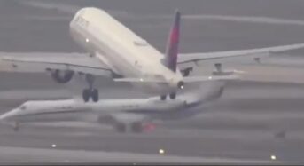 LA공항 활주로서 항공기 2대 충돌할 뻔