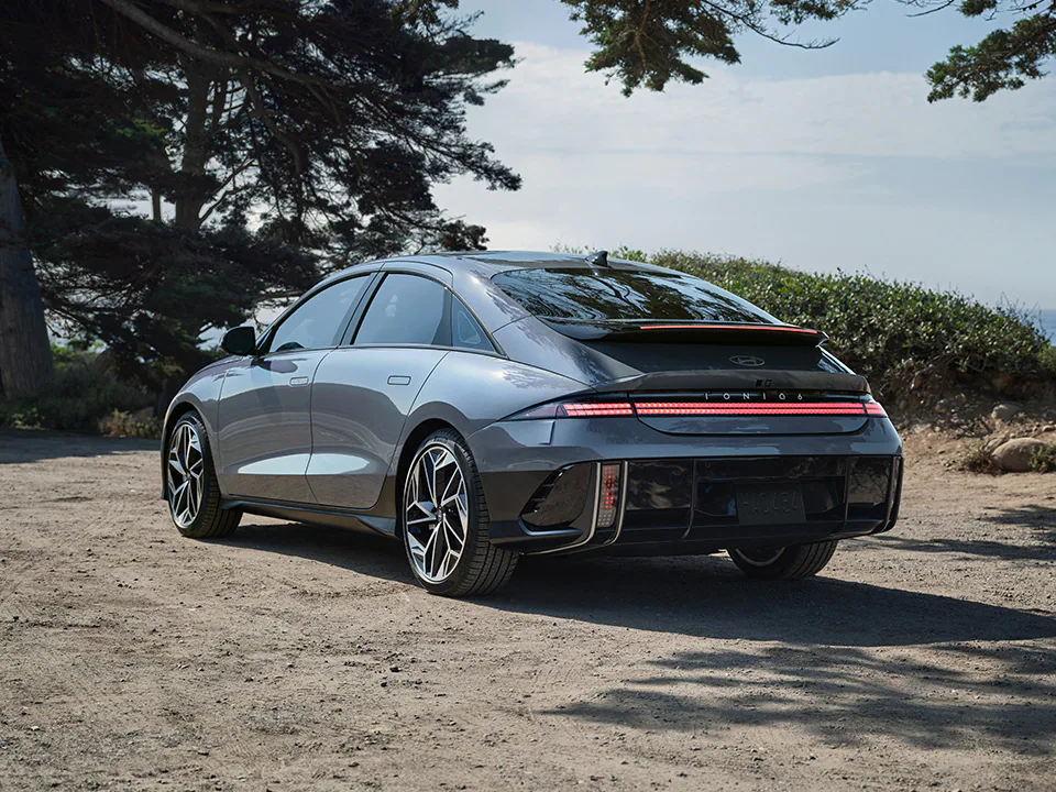 ioniq_6_intro-desktop